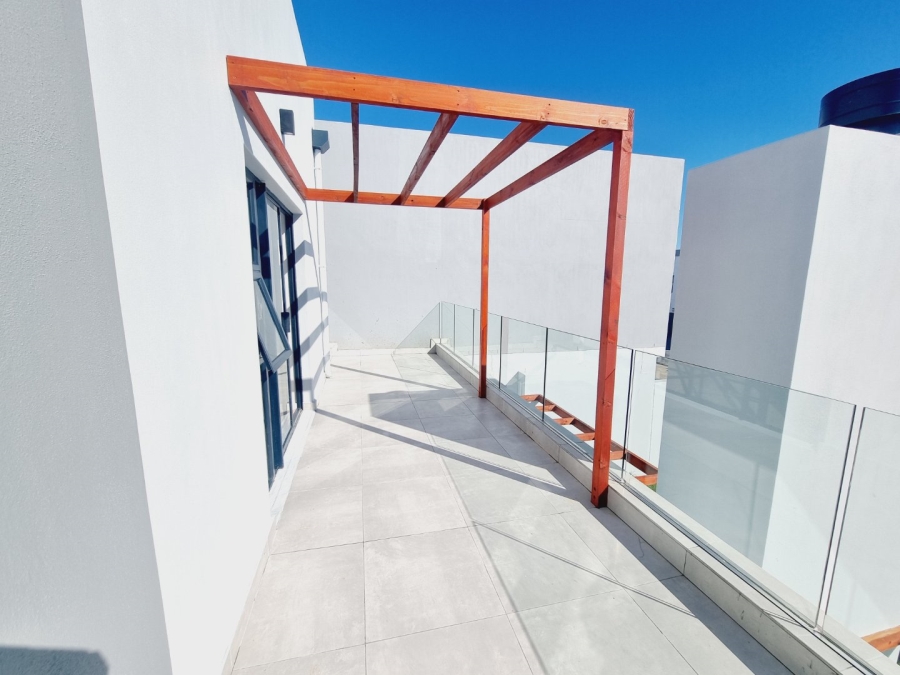 4 Bedroom Property for Sale in Sandown Western Cape